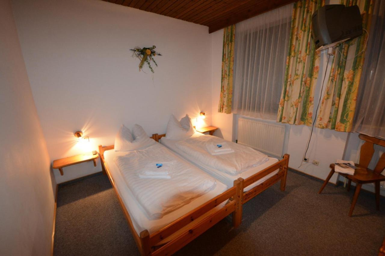 Haus Alpina By Chatel Reizen Bed and Breakfast Grossarl Værelse billede
